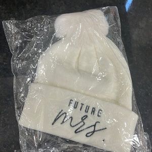 *NEW* Future Mrs. Stocking Hat! Cute for winter brides! Original wrapping.
